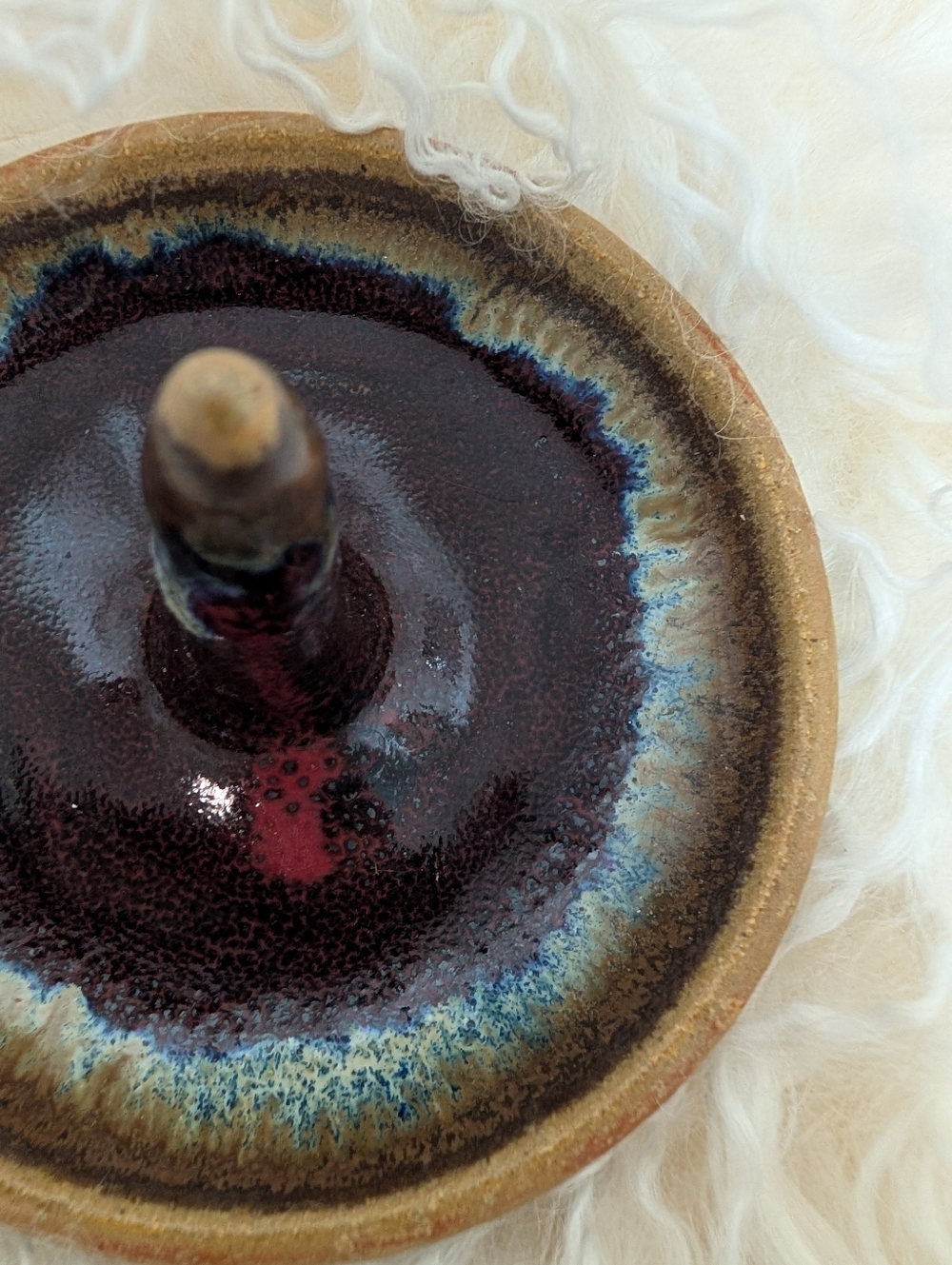 Artisan Ceramic Ring Holder - Galaxy Glaze - Picture 2 of 8